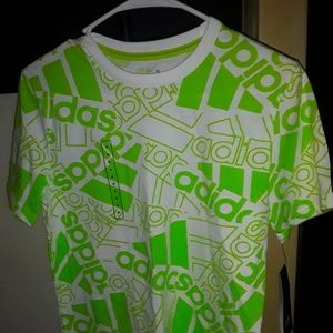 2/$25🤯Adidas graphic Tshirt